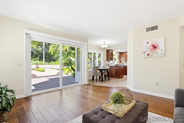 9534 Vervain St, San Diego, CA 92129