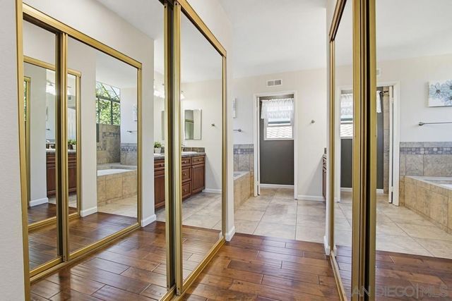 9534 Vervain St, San Diego, CA 92129