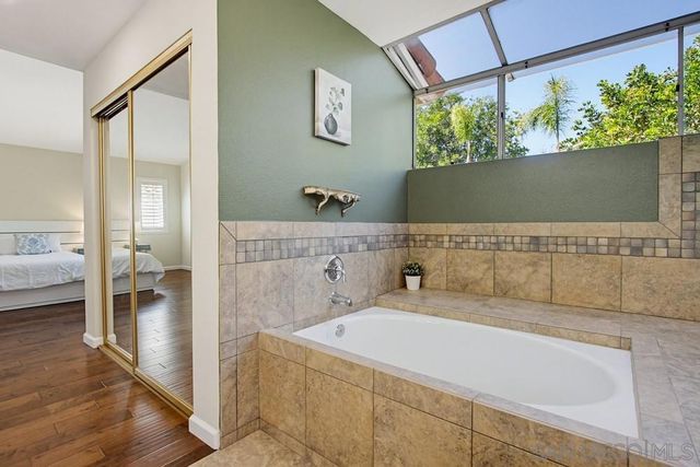 9534 Vervain St, San Diego, CA 92129