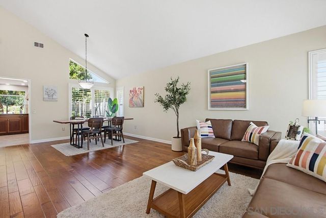 9534 Vervain St, San Diego, CA 92129