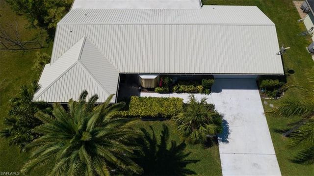 3724 Country Club BLVD, Cape Coral, FL 33904