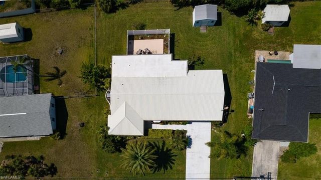 3724 Country Club BLVD, Cape Coral, FL 33904