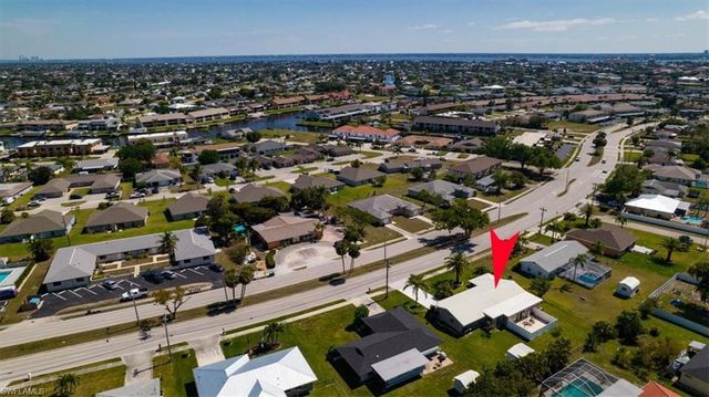 3724 Country Club BLVD, Cape Coral, FL 33904