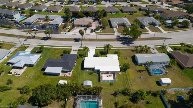 3724 Country Club BLVD, Cape Coral, FL 33904