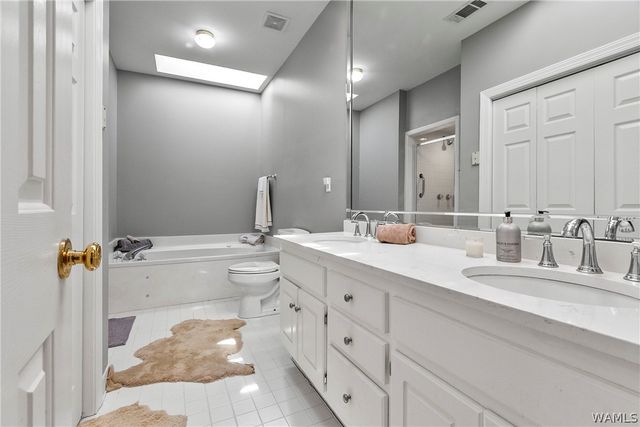 203 Tanglewood Circle, Tuscaloosa, AL 35406