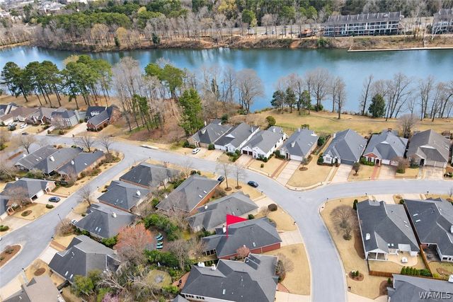 203 Tanglewood Circle, Tuscaloosa, AL 35406