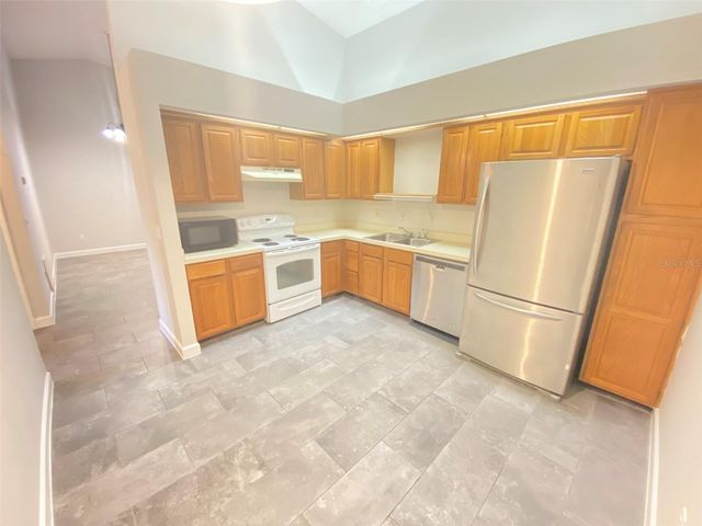 208 EGRET COURT, Altamonte Springs, FL 32701