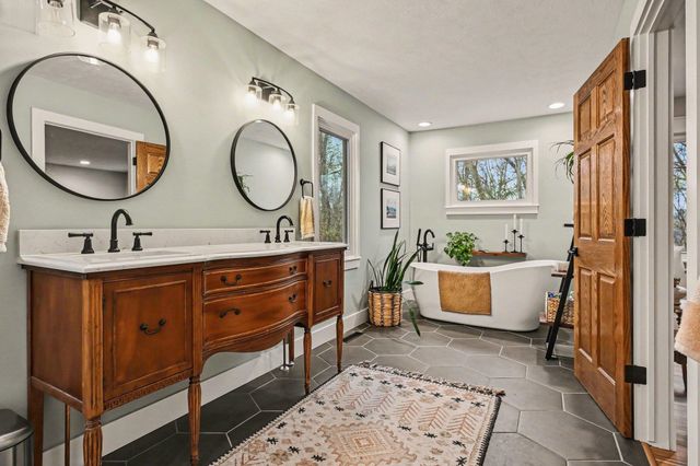 21758 E Sandy Hill Lane, South Bend, IN 46628