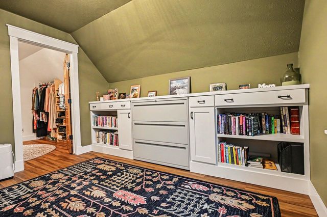 21758 E Sandy Hill Lane, South Bend, IN 46628