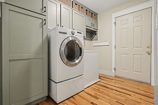 21758 E Sandy Hill Lane, South Bend, IN 46628