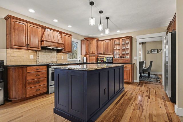 21758 E Sandy Hill Lane, South Bend, IN 46628