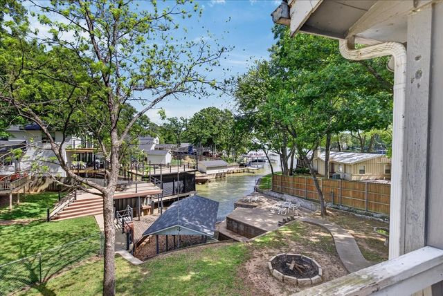 1529 Oak Shore Drive, Tool, TX 75143
