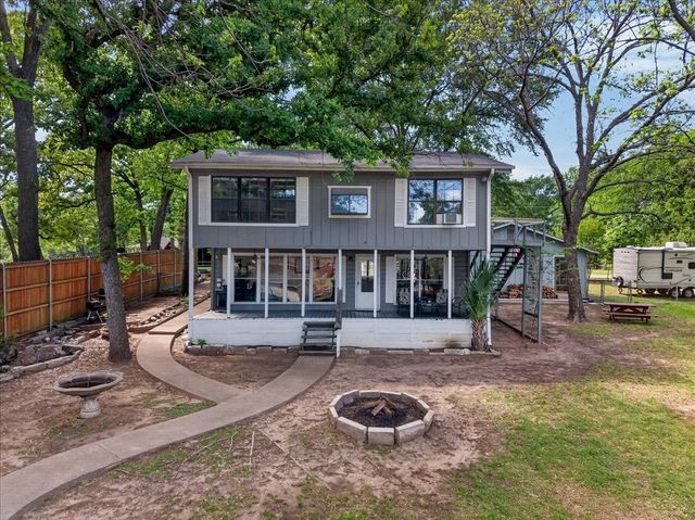1529 Oak Shore Drive, Tool, TX 75143
