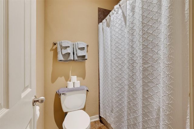 3418 Barbers Hill Road, Highlands, TX 77562