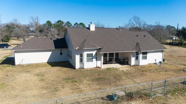 3418 Barbers Hill Road, Highlands, TX 77562