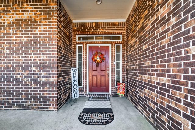 3418 Barbers Hill Road, Highlands, TX 77562