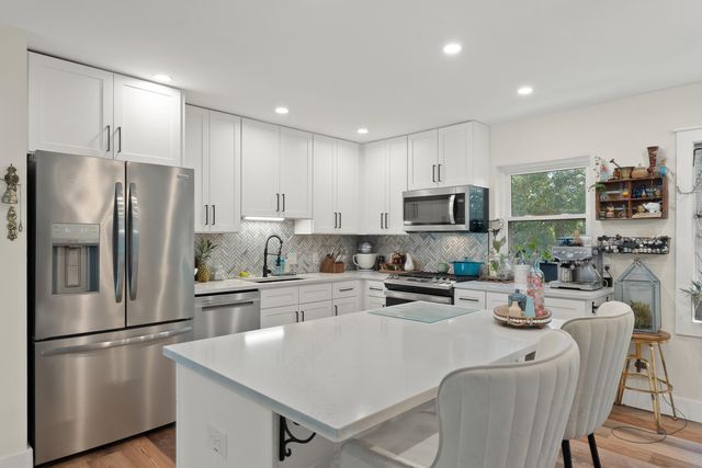 1470 Woodview Lane, Charleston, SC 29412