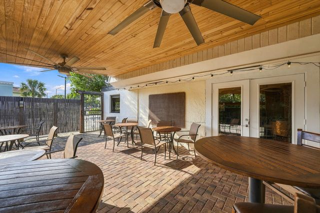 1576 E OAKLAND PARK Boulevard, Oakland Park, FL 33334