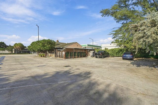 1576 E OAKLAND PARK Boulevard, Oakland Park, FL 33334