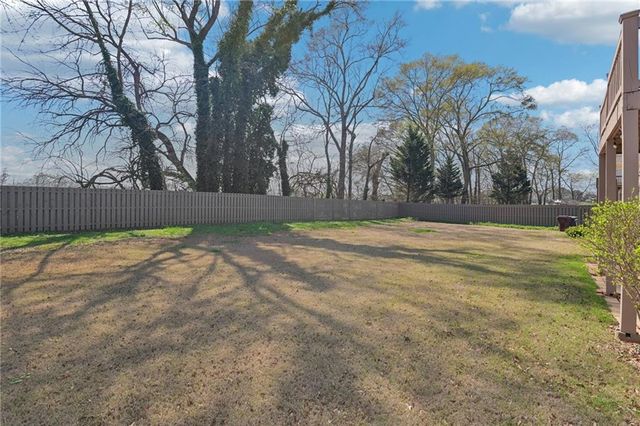26 Hampton Lane, Cartersville, GA 30120
