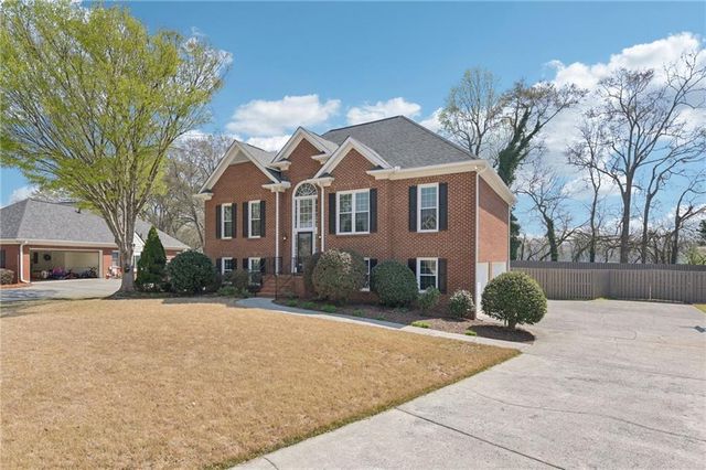 26 Hampton Lane, Cartersville, GA 30120