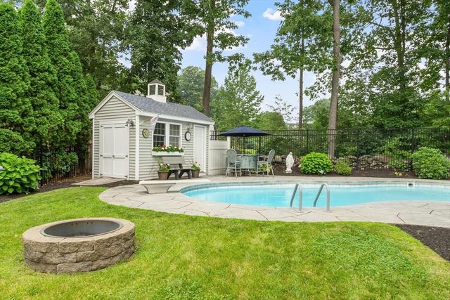 170 Jamestown Rd, Leominster, MA 01453