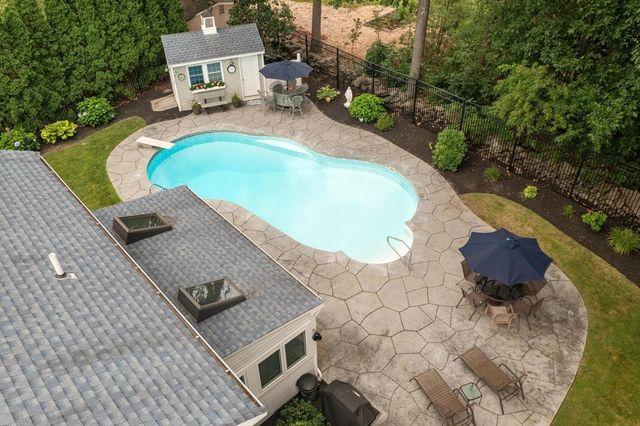 170 Jamestown Rd, Leominster, MA 01453
