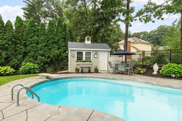 170 Jamestown Rd, Leominster, MA 01453