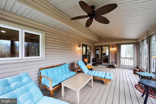 1533 GLENMONT LN, West Chester, PA 19380