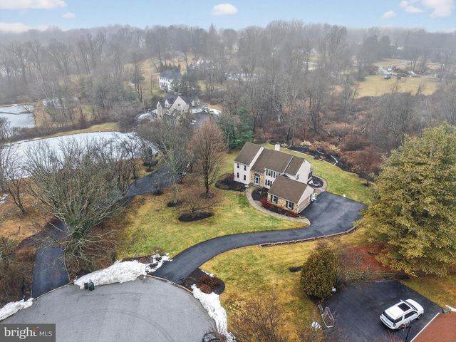 1533 GLENMONT LN, West Chester, PA 19380