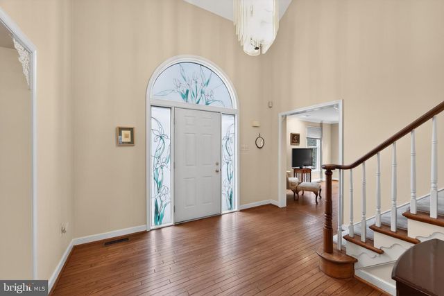 1533 GLENMONT LN, West Chester, PA 19380