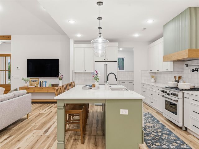 1090 Hickory Hollow Road, Inman, SC 29349