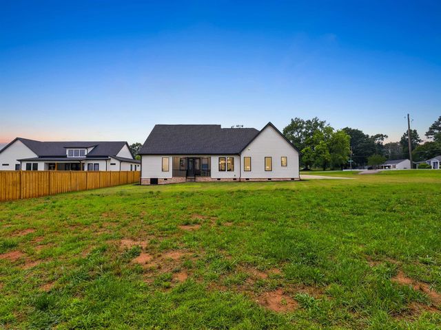 1090 Hickory Hollow Road, Inman, SC 29349