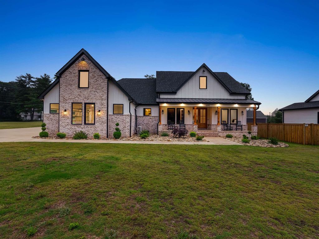 1090 Hickory Hollow Road, Inman, SC 29349