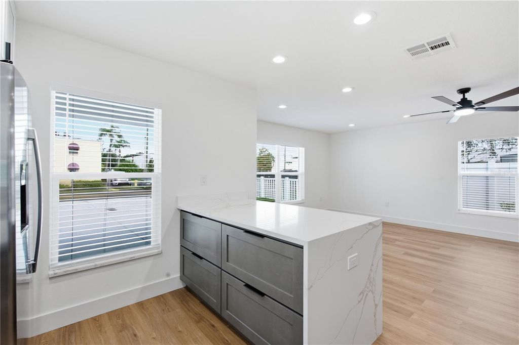 Image 17 of property listing at 5502 N HABANA AVENUE, Tampa, FL 33614