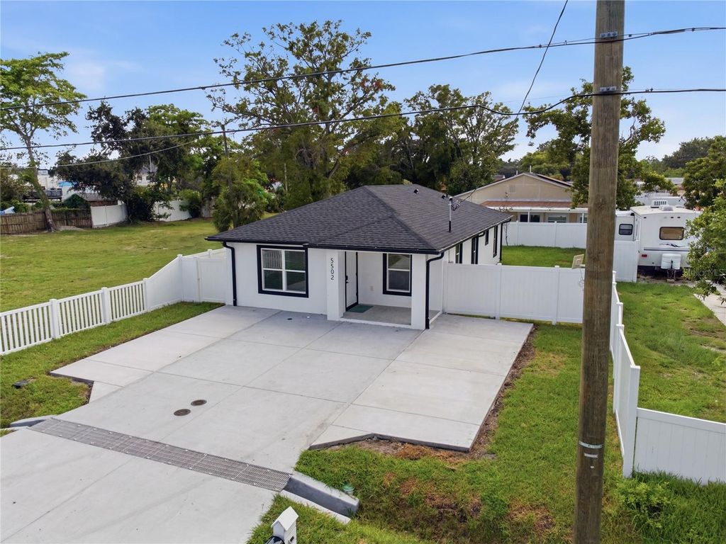 Image 32 of property listing at 5502 N HABANA AVENUE, Tampa, FL 33614
