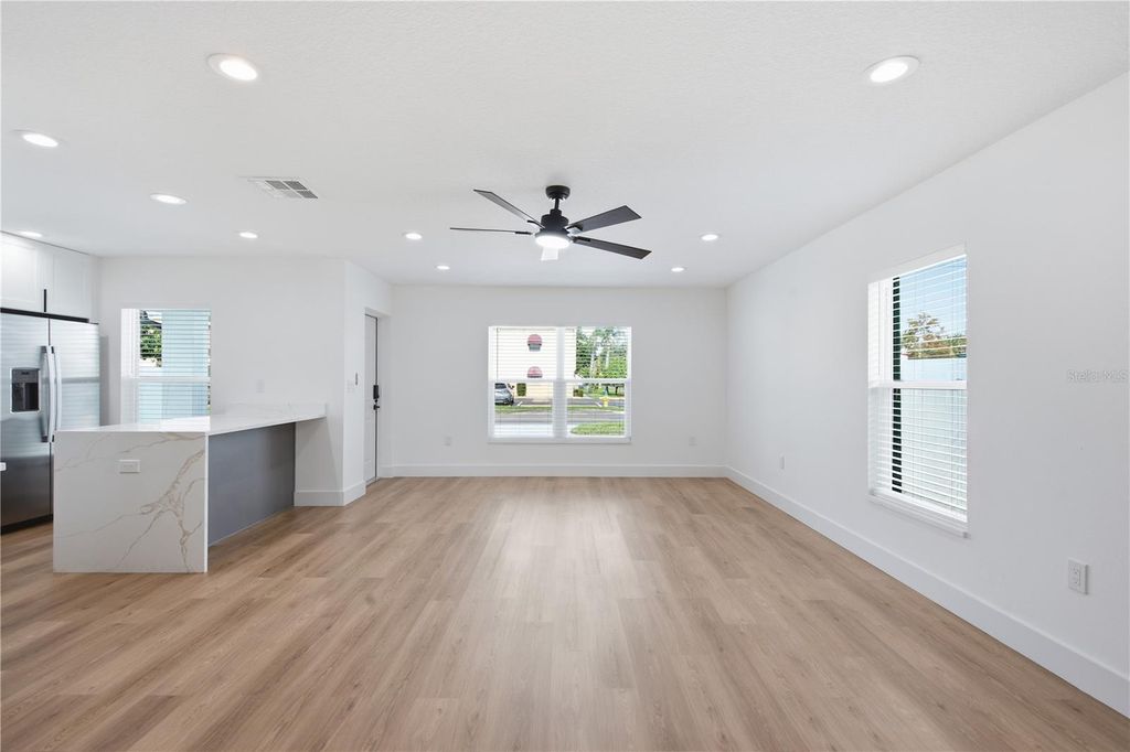 Image 5 of property listing at 5502 N HABANA AVENUE, Tampa, FL 33614