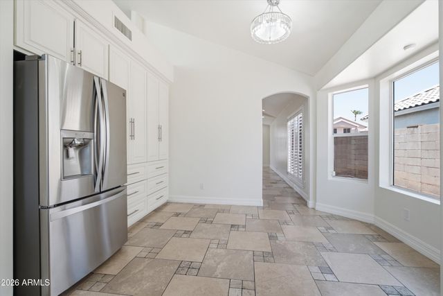 1331 W BECK Lane, Phoenix, AZ 85023