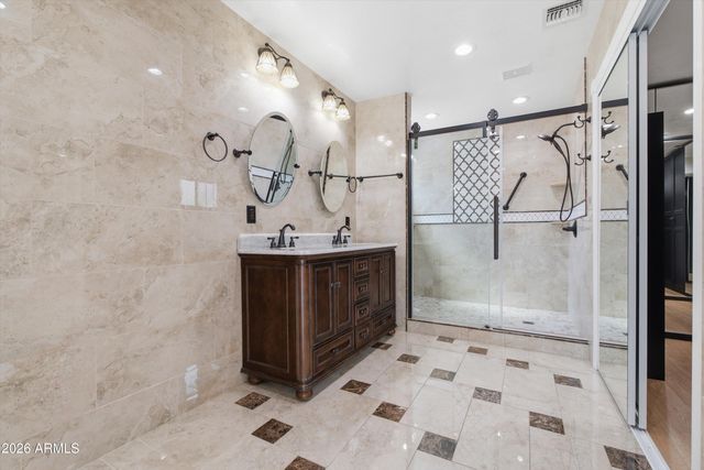 1331 W BECK Lane, Phoenix, AZ 85023