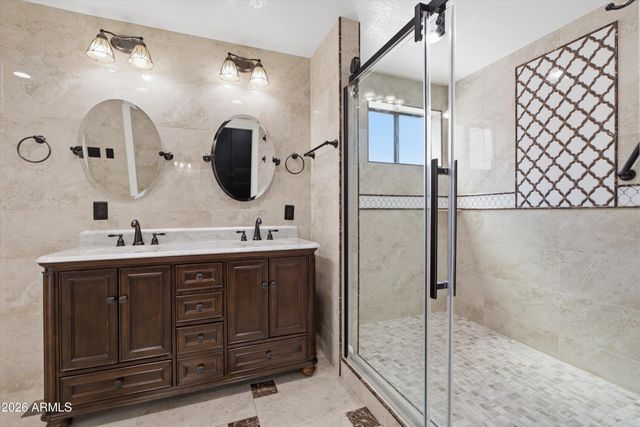 1331 W BECK Lane, Phoenix, AZ 85023