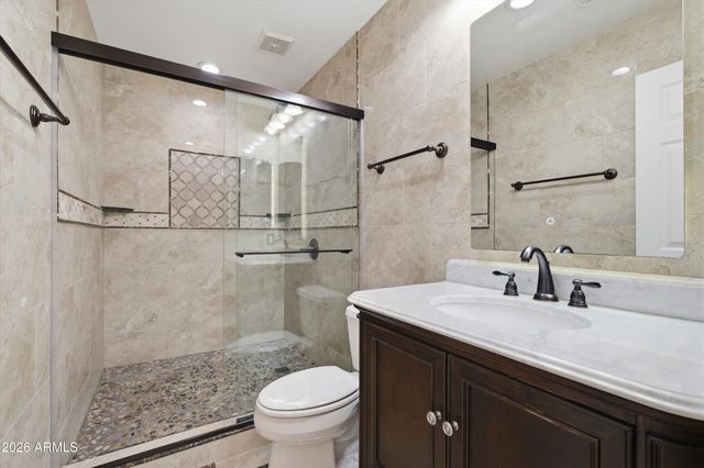 1331 W BECK Lane, Phoenix, AZ 85023