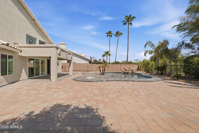 1331 W BECK Lane, Phoenix, AZ 85023