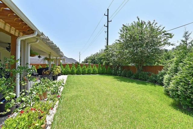 22121 Atwater Canyon Lane, Katy, TX 77494