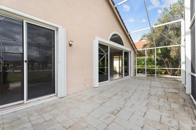 6938 Briarlake Circle, West Palm Beach, FL 33418