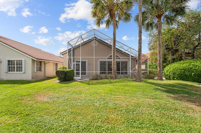 6938 Briarlake Circle, West Palm Beach, FL 33418