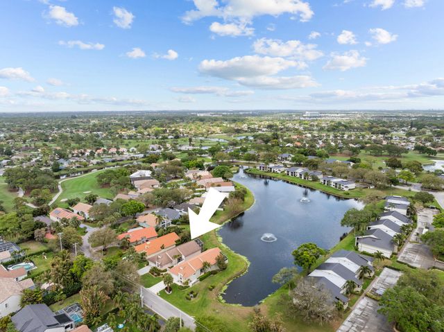 6938 Briarlake Circle, West Palm Beach, FL 33418
