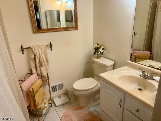 75 Amethyst Way, Franklin Twp., NJ 08823