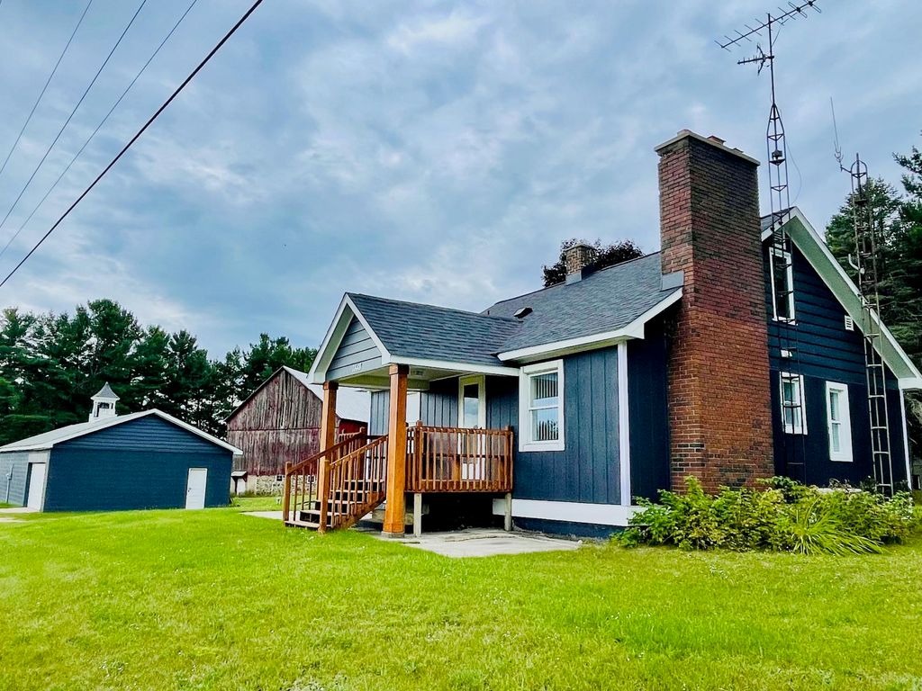 7848 S US-131, Mancelona Twp, MI 49659