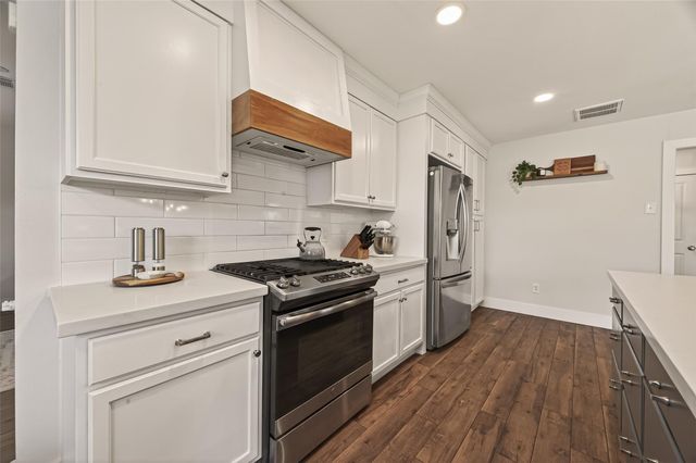 11322 Gaymoor Drive, Houston, TX 77035