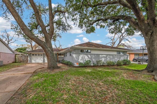 11322 Gaymoor Drive, Houston, TX 77035